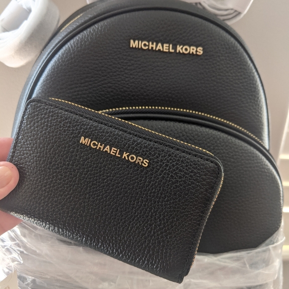 MK Backpack and Wallet - Picture 2 of 14
